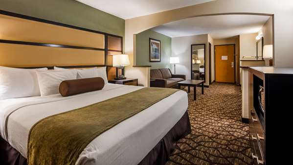  - Best Western Plus Vancouver Mall Hotel & Suites - I-205, Exit 30