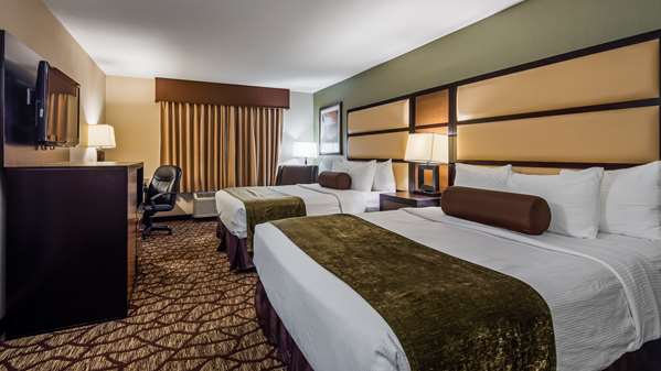  - Best Western Plus Vancouver Mall Hotel & Suites - I-205, Exit 30