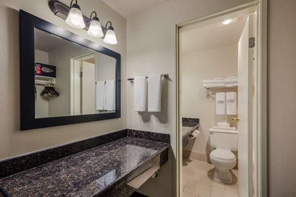  - Best Western Alderwood Inn Lynnwood - I-5, Exit 181