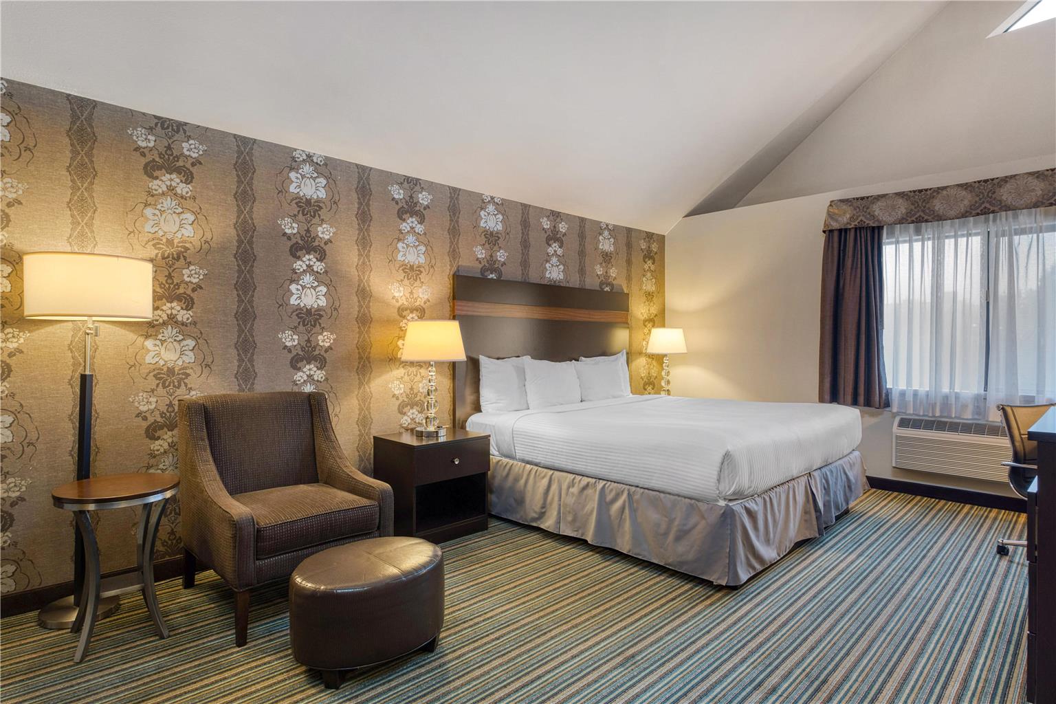 Best Western Alderwood-guestroom-Guest Room,On-Site.jpg
