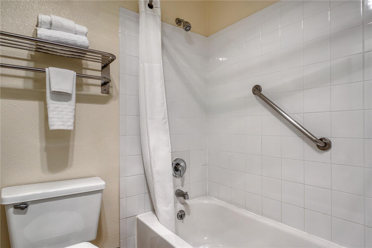 Best Western Alderwood-guestroom-Guest Room,Bathroom,On-Site.jpg