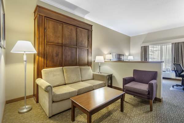  - Best Western Plus Grapevine Inn Sunnyside
