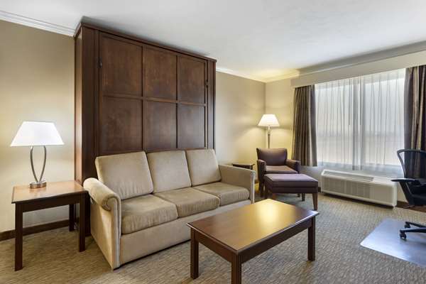  - Best Western Plus Grapevine Inn Sunnyside