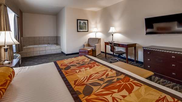 - Best Western Plus Battle Ground Inn & Suites