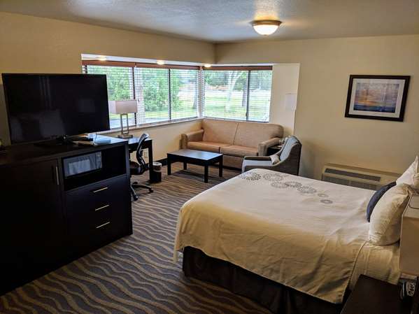  - Best Western Plus Edmonds Harbor Inn