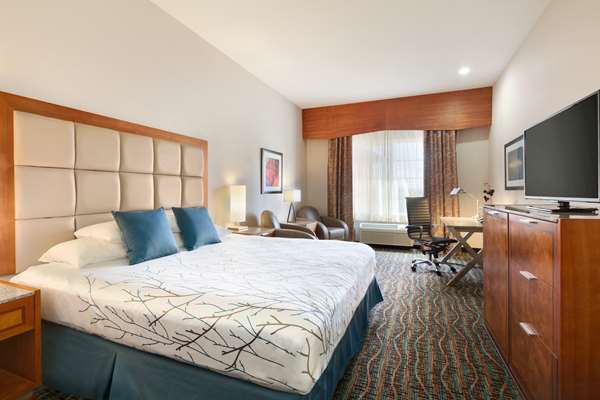  - Best Western Plus Peppertree Inn Omak