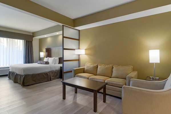  - Best Western Plus Lacey Inn & Suites - I-5, Exit 111