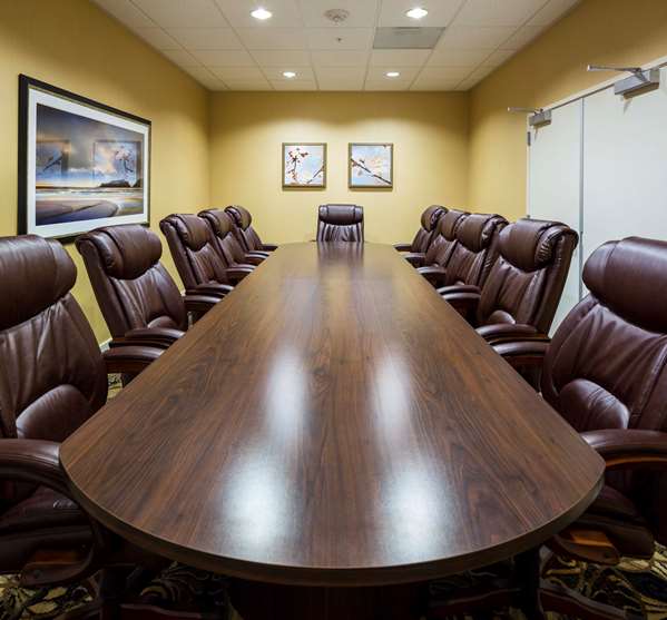  - Best Western Plus Arlington Hotel - I-5, Exit 206