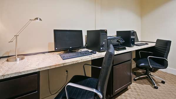 Conference Area - Best Western Plus Arlington Hotel - I-5, Exit 206