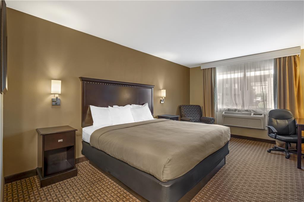 Best Western Plus Vintage Valley Inn-guestroom-Guest Room,On-Site.jpg
