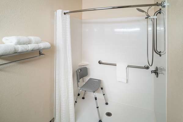  - Best Western Barboursville - I-64, Exits 20 & 20A