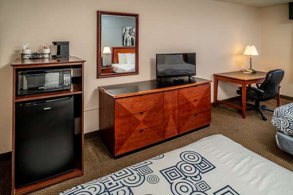  - Best Western Barboursville - I-64, Exits 20 & 20A