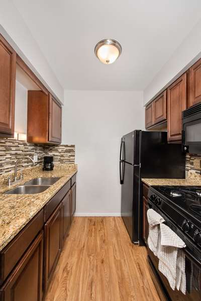  - Best Western Plus Milwaukee West Hotel