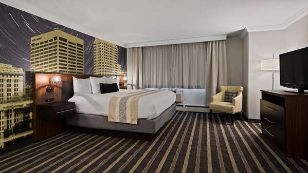  - Best Western Plus Milwaukee West Hotel