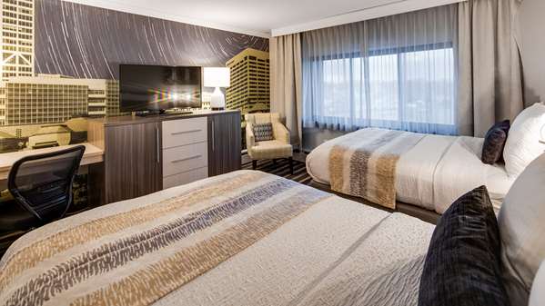  - Best Western Plus Milwaukee West Hotel