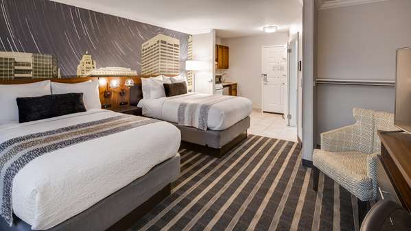  - Best Western Plus Milwaukee West Hotel