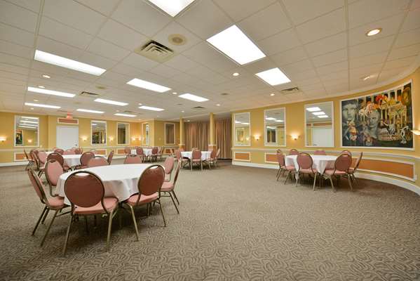  - Best Western Green Bay Inn and Conference Center