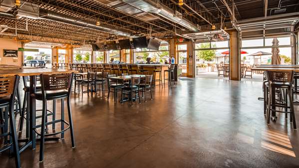 Restaurant - Best Western Green Bay Inn and Conference Center