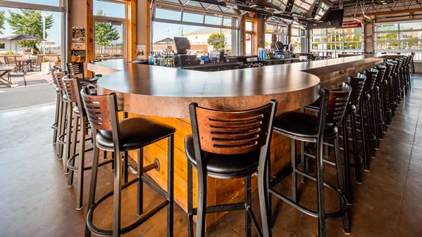 Restaurant - Best Western Green Bay Inn and Conference Center