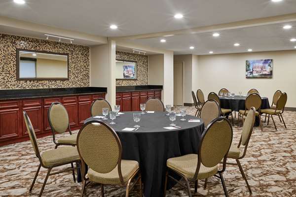  - Best Western Plus Milwaukee Airport Hotel