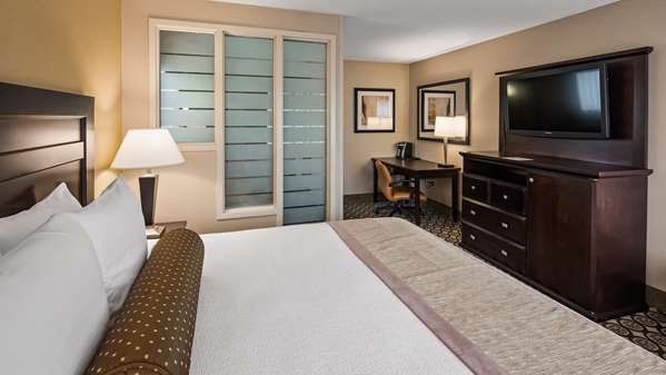  - Best Western Plus InnTowner Madison