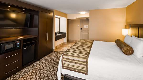  - Best Western Plus InnTowner Madison