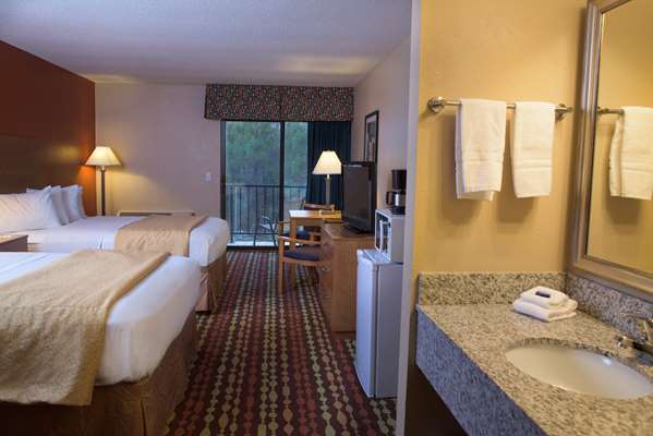  - Best Western Ambassador Inn Wisconsin Dells - I-90 & I-94, Exit 87