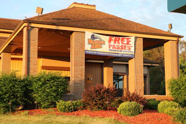 Exterior view - Best Western Ambassador Inn Wisconsin Dells - I-90 & I-94, Exit 87