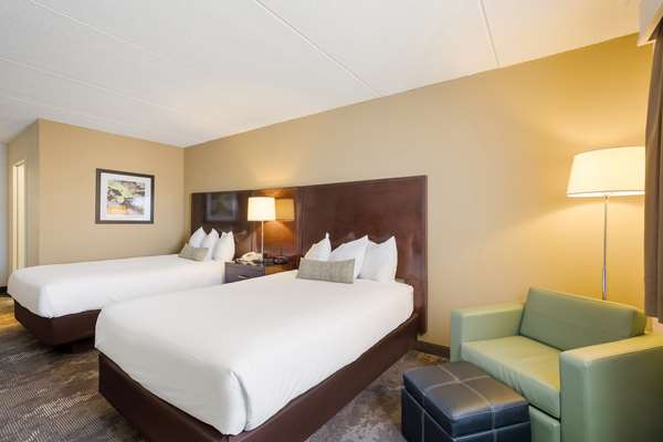  - Best Western Riverfront Inn Marinette