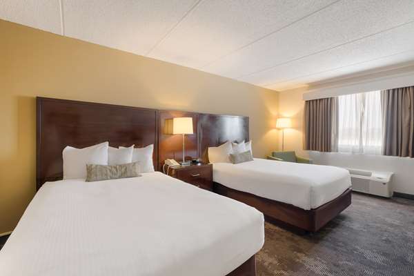  - Best Western Riverfront Inn Marinette