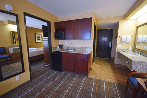  - Best Western Resort Hotel Conference Ctr Portage - I-39, Exit 92