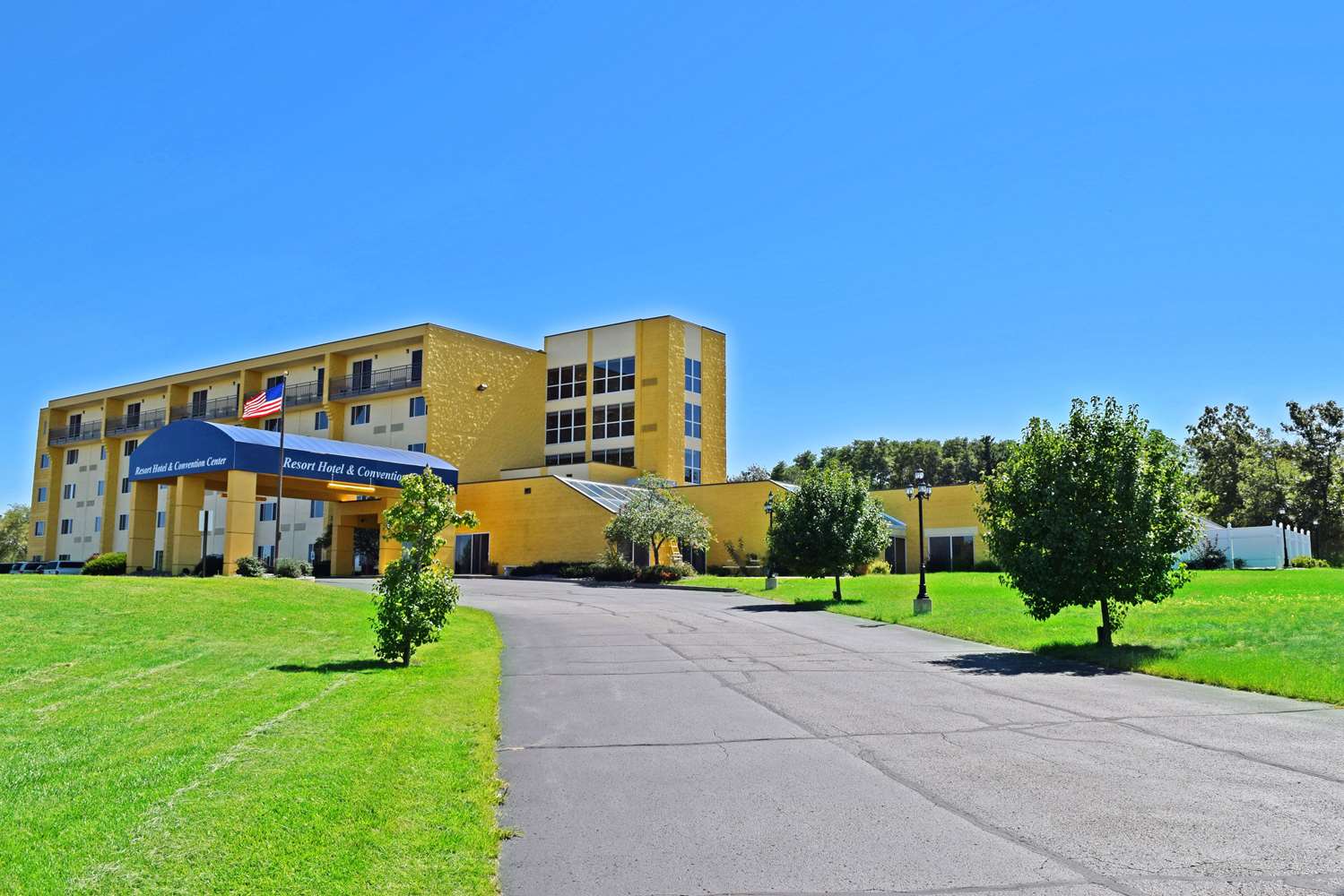 Best Western Resort Hotel Conference Ctr Portage, WI See Discounts