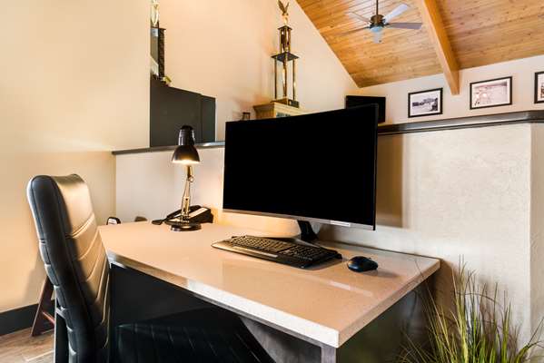 Conference Area - Best Western Derby Inn Eagle River