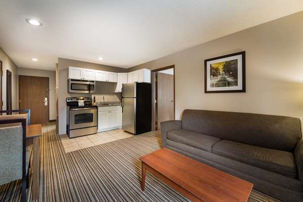  - Best Western Park Oasis Inn Mauston - I-90 & I-94, Exit 69