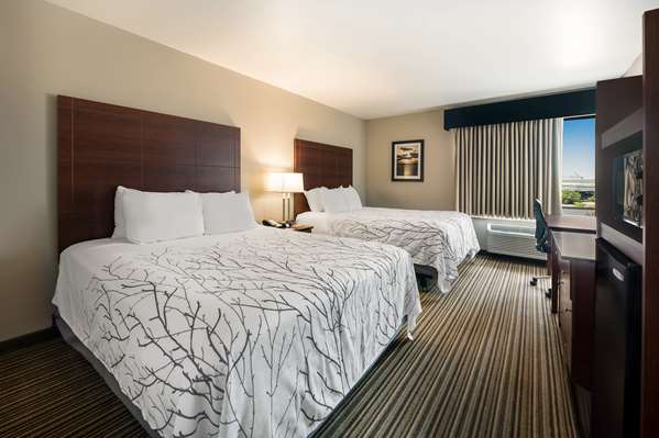  - Best Western Park Oasis Inn Mauston - I-90 & I-94, Exit 69