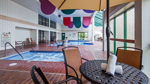 Pool - Best Western East Towne Suites Madison - I-39, I-90 & I-94, Exit 135