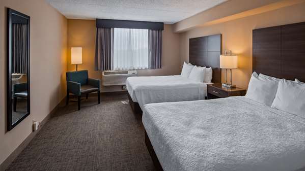  - Best Western East Towne Suites Madison - I-39, I-90 & I-94, Exit 135