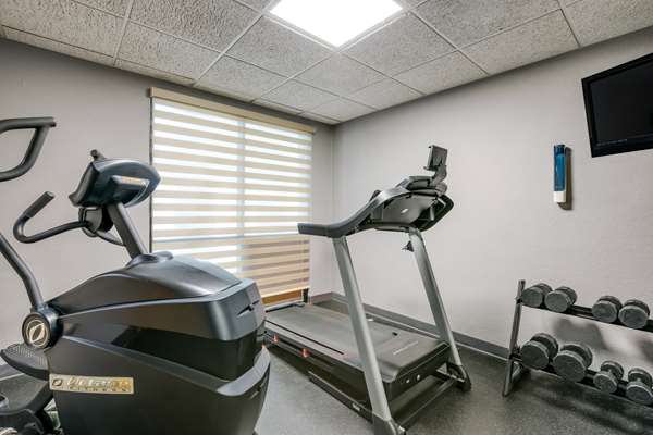 Fitness/ Exercise Room - Best Western Waukasha Grand Inn Pewaukee - I-94, Exit 293