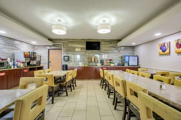 Restaurant - Best Western Waukasha Grand Inn Pewaukee - I-94, Exit 293