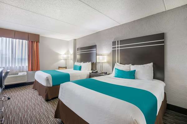  - Best Western Waukasha Grand Inn Pewaukee - I-94, Exit 293
