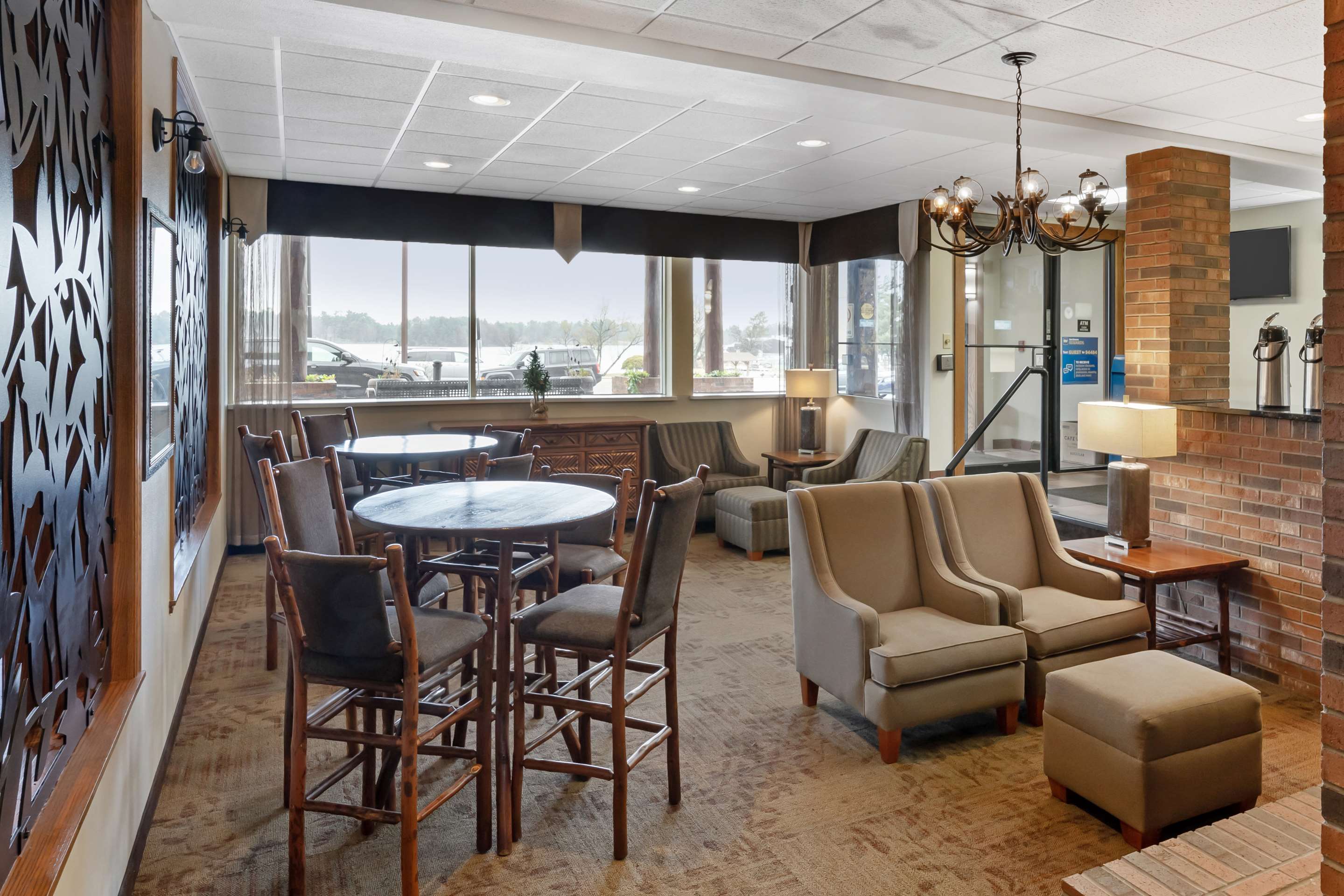 Lobby | Best Western Plus Concord Inn