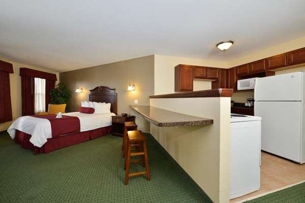 Suite - Best Western Hotel Chequamegon Ashland