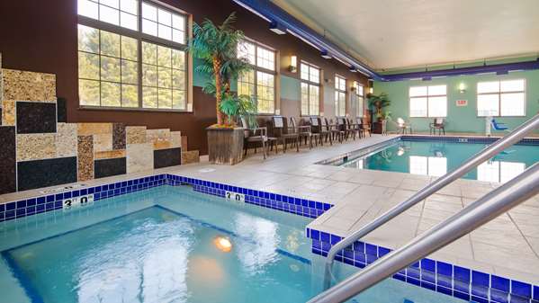 Pool - Best Western Plover Hotel & Conference Center - I-39, Exit 151