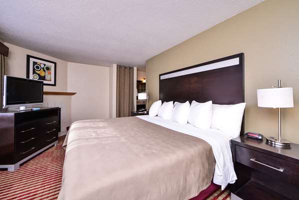 Suite - Best Western Germantown Inn