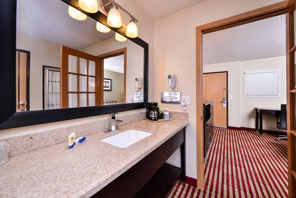 Suite - Best Western Germantown Inn