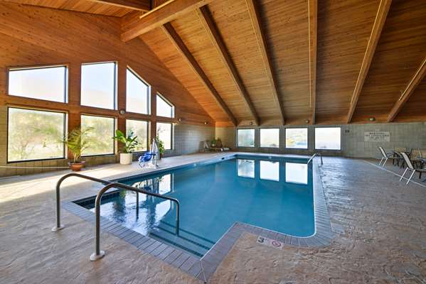 Pool - Best Western Germantown Inn