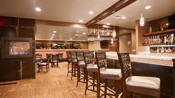 Bar - Best Western Cottontree Inn Rawlins - I-80, Exit 211