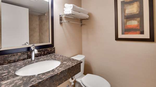  - Best Western Cottontree Inn Rawlins - I-80, Exit 211