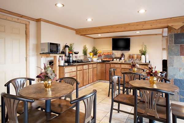 Amenities - Best Western Torchlite Motor Inn Wheatland - I-25, Exit 80