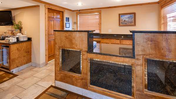  - Best Western Torchlite Motor Inn Wheatland - I-25, Exit 80